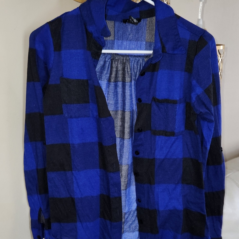 Rue21 Blue and Black Plaid Button Down Shirt